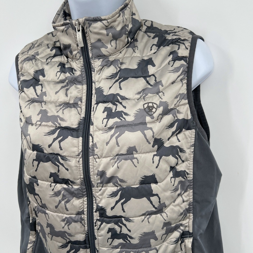 Ariat Tek Wind Water Puffer Vest Wild Horse Print Gray Size L Equestrian Western - Picture 3 of 8